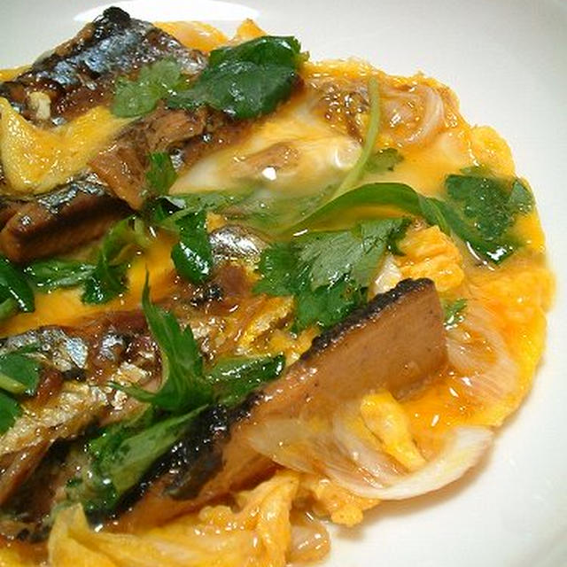 蒲焼と三つ葉の卵とじ 缶詰を使った簡単料理 By Shihomixさん レシピブログ 料理ブログのレシピ満載