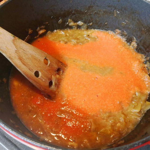 スパイスカレーにトマトを入れたら酸っぱい！酸味を消す5つの方法を紹介