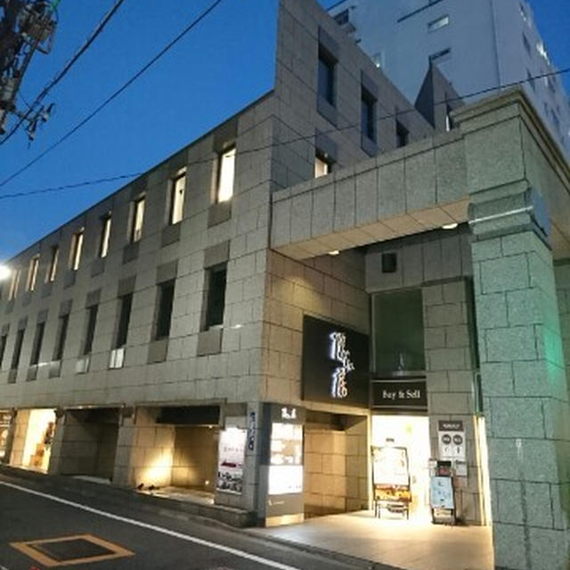 かまくらのような個室など様々な個室があるのが特長＠隠れ房 南青山店