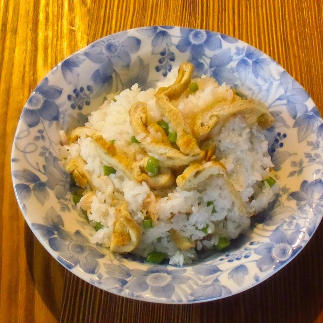 三が日も終わりです　　桜えびといんげんの混ぜ御飯