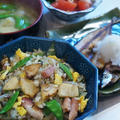 ◆晩ご飯【竹の子・ベーコンのチャーハン／灰干しサンマ焼き・サラダ・味噌汁】