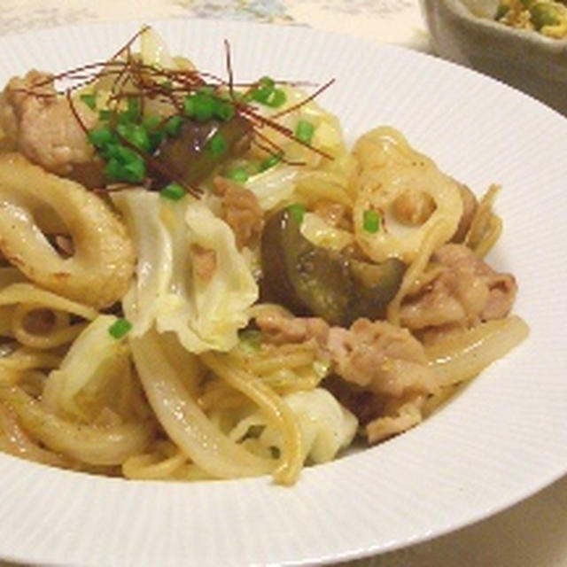 ちょっと濃い目が美味しいよ♪オイスターソースやきそば★