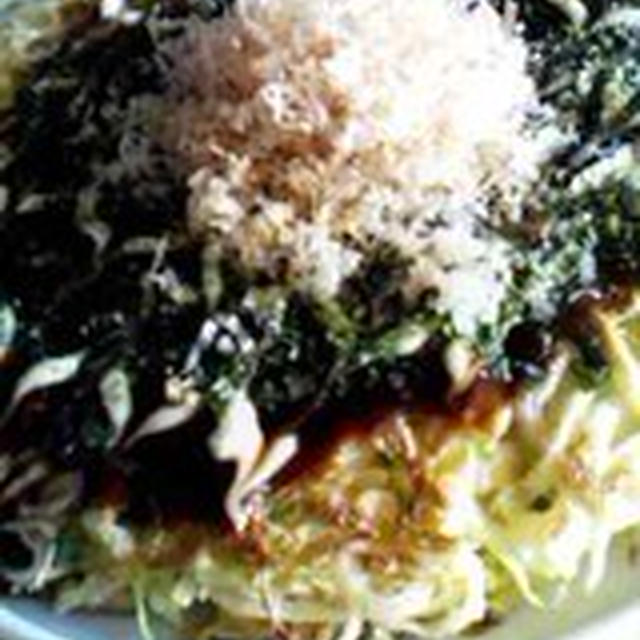 【　ｋｉｋｉｎｅｋｏさんの手延べうどんバチのお好み焼き　】