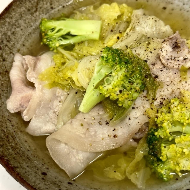 ニンニクがっつり豚ばら白菜