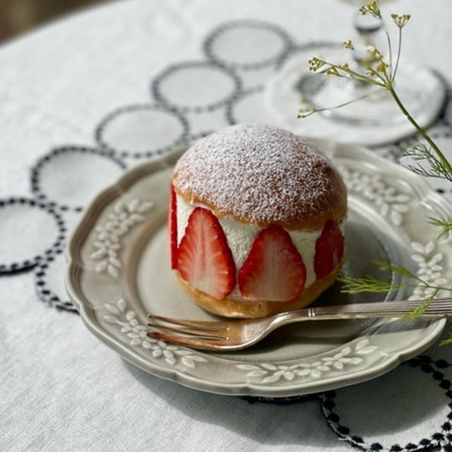 いちごのマリトッツォを作ってみました🍓