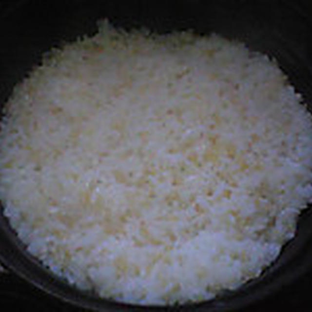 湯立てで白米（９６０）。。。北海道石狩平野砂川産特別栽培米ゆめぴりか・白米（９．５？分づき）（あいざわ米店）と茨城県産うまかっぺコシヒカリ玄米・新米（あいざわ米店）