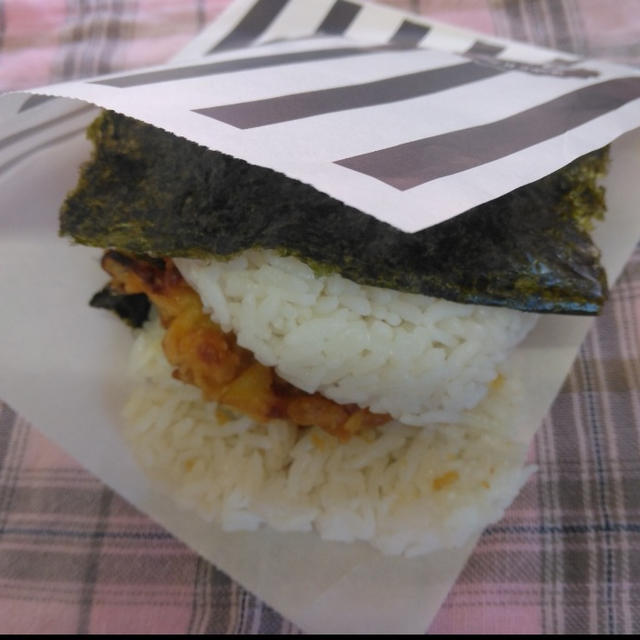 かき揚げライスバーガー弁当〖おにぎり弁当〗   #平日お昼ご飯はお弁当or外食