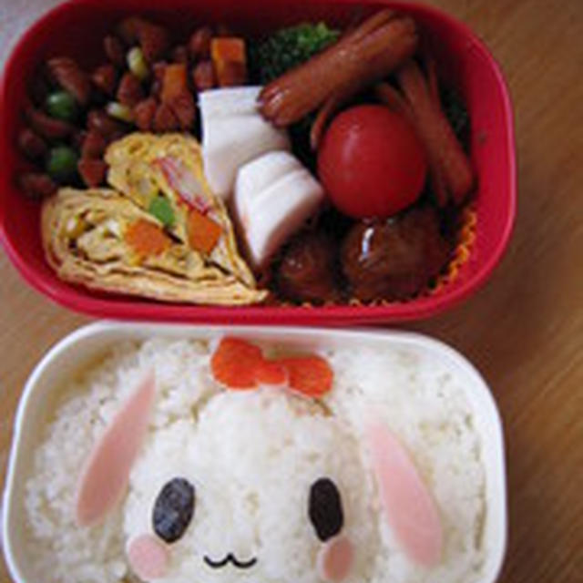 12日のお弁当　シナモン弁当