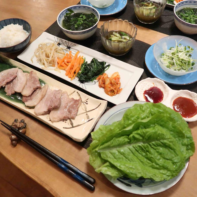 自家製サンチュでサムギョプサルの晩ご飯 と ツワブキの花 レシピブログ