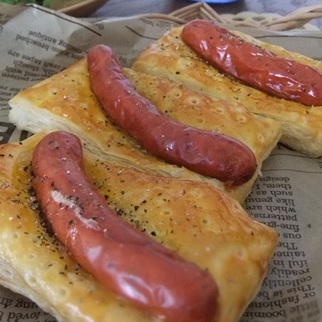 親子クッキングでどうぞ！ソーセージパイのレシピです