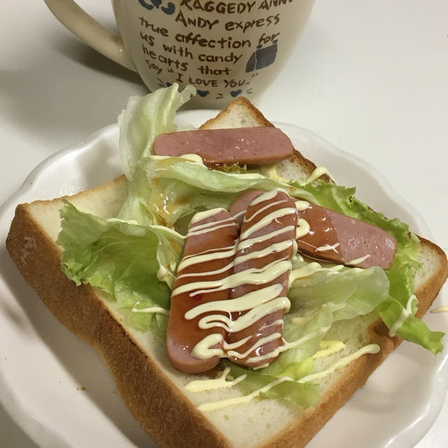 パン耳のっけパン☆ウインナー チリソースマヨ