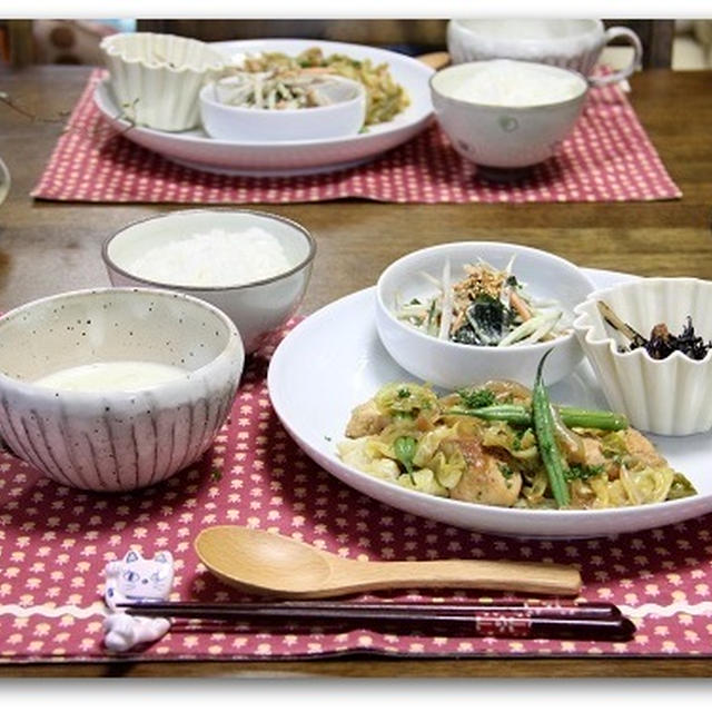 キャベツが美味しぃ～チキンとキャベツの蒸し煮