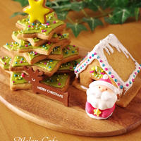 森のクリスマスツリーとミニヘクセンハウス(お菓子の家)のクッキー☆食卓に飾ることのできるクリスマス菓子のある光景２０１４(簡単クッキーのレシピつき)