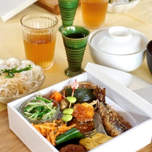 秋のおもてなし弁当　