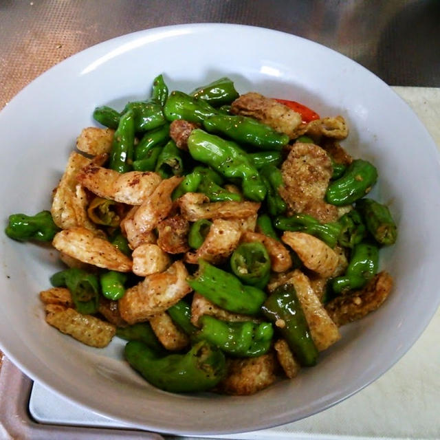 しし唐と揚げの炒め物のレシピ