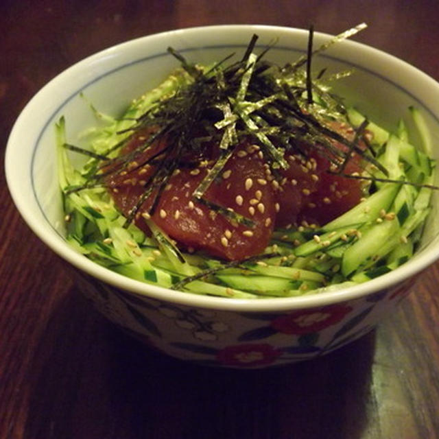 マグロの漬け、ちらし丼