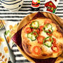 モッツアレラとミニトマトのピザ
