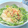 減塩＆糖質オフでヘルシー！キュウリとカニかまサラダと水菜の素麺。