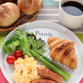 Pan&さんのパンで朝ごはん