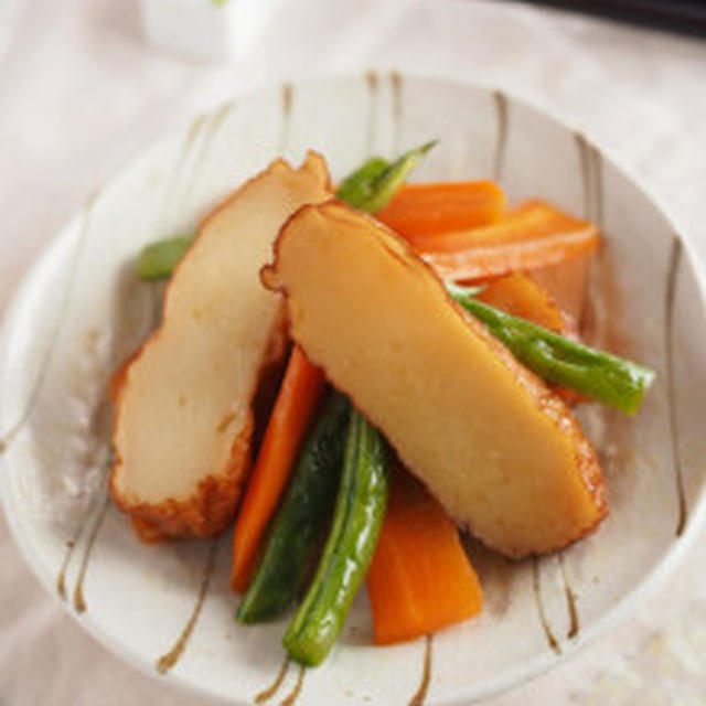 さつまあげとさやいんげんのオイスター煮