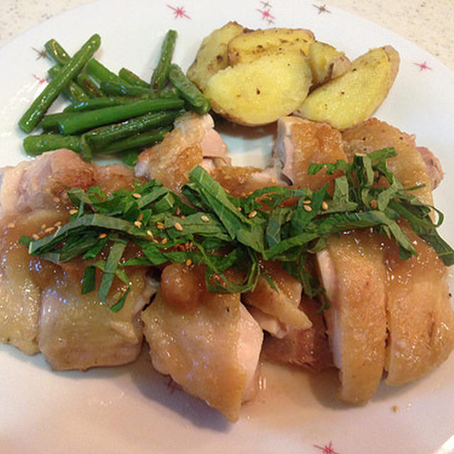 鶏肉の梅だれソースがけ