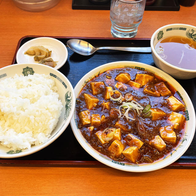 麻婆豆腐定食を食べる 〜熱烈中華食堂 日高屋〜