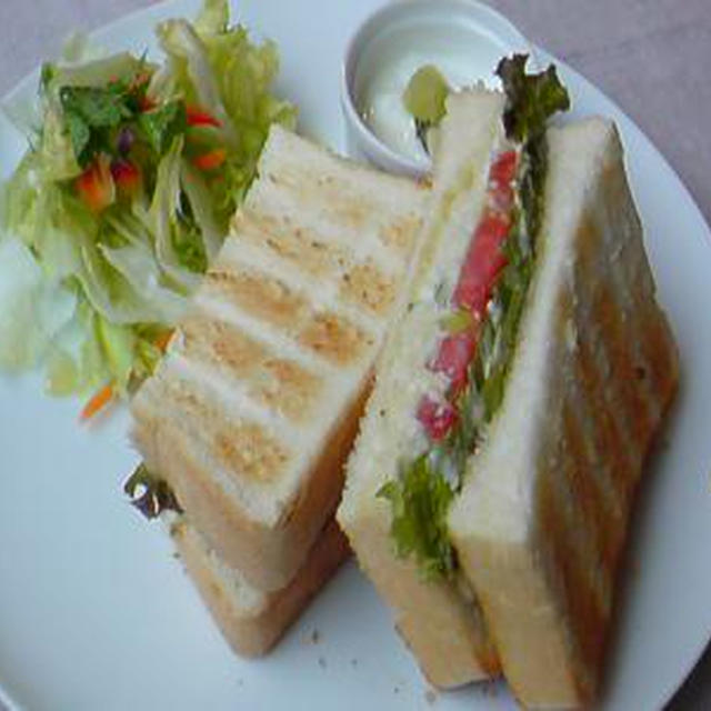 ポテトサラダと野菜サンド