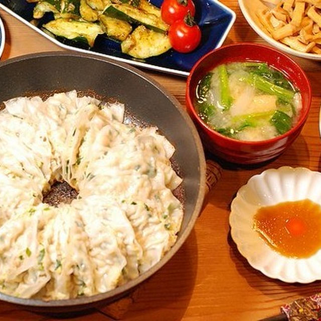 GWは楽ウマな物しか作らない【4日目】挟むだけのフラワー餃子定食