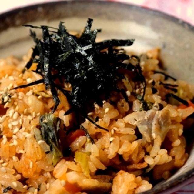 豚バラと小松菜の韓国風炊き込みご飯