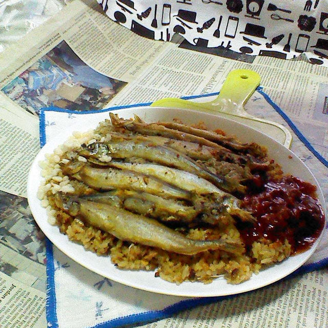 津軽サーモンのアラの焼き鮭の炊き込みご飯のカフェ丼2