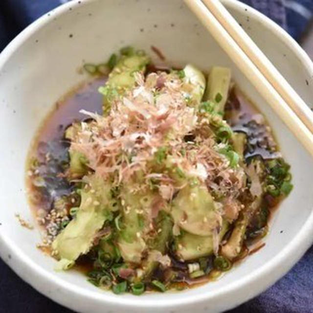 【なすの副菜レシピ】レンジで簡単にできる！！とろとろなすの中華風サラダの作り方