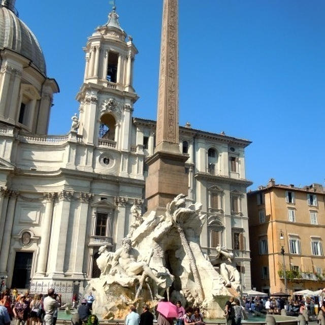 ローマの街を気ままに散策　－その３－　　　おいしいものみ～つけた♪