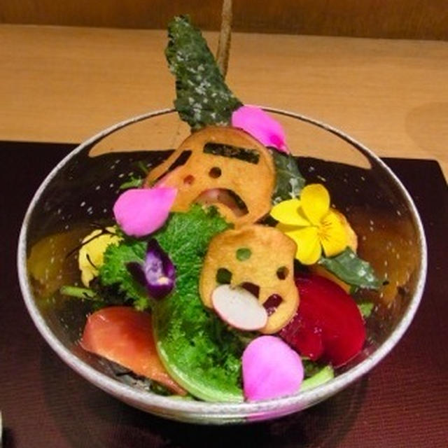 神保町 傳 でん　後編）ハロウィーンの遊び心満載お夕飯