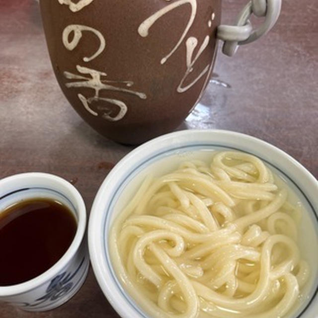 釜揚げうどんでスタート