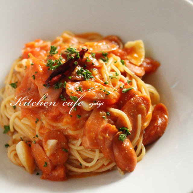 フレッシュトマトパスタ。