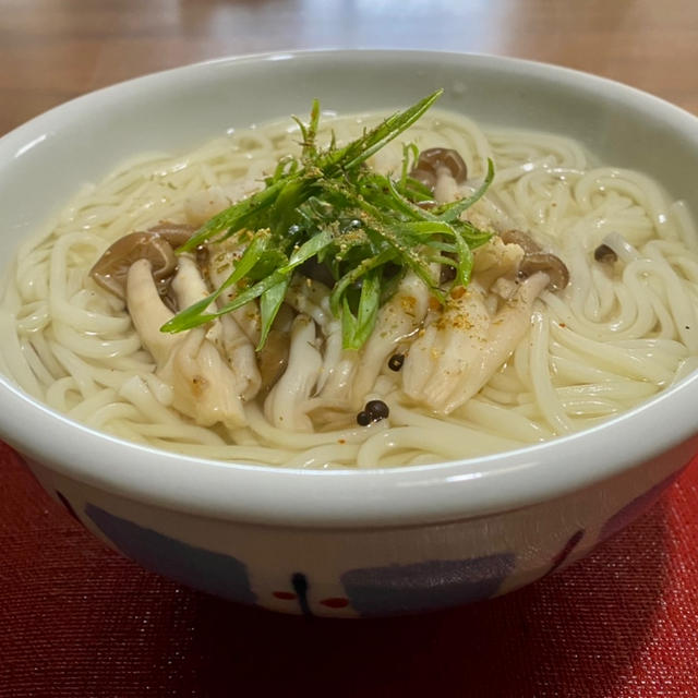 暑いけど・・・暑いからこそ、にゅう麺を〜