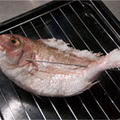 オーブンで手軽に焼く鯛の頭付き塩焼き