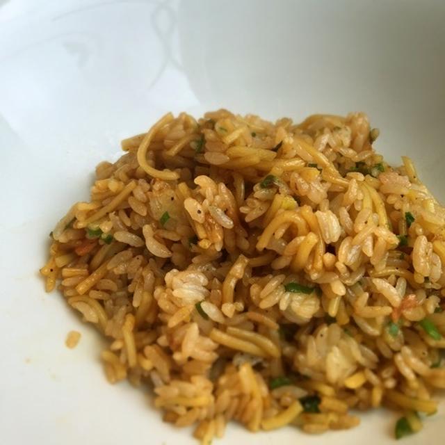 冬休みのお昼に！めちゃ旨そばめしとサンタさんが来た話