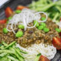 夏野菜のピリ辛ジャージャー麺風そうめん