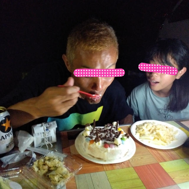 子供達が作った誕生日ケーキ