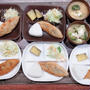 夕ご飯はとりあえず汁物があればいい？ブロッコリーと豆腐の味噌汁と業務スーパー白身フライで晩ごはん