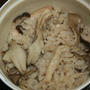 11月9日　　茸の炊き込みご飯＆大根と厚揚の煮物ランチ