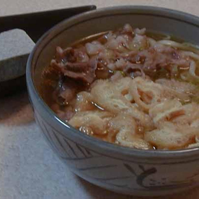 肉うどん＆黒胡麻豆腐