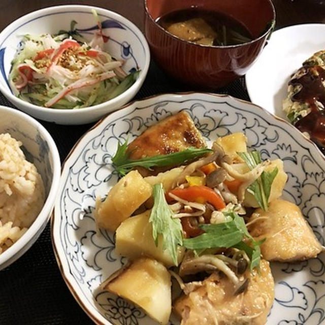 やはり涙＆鮭とジャガイモとキノコのバター醤油炒め＆