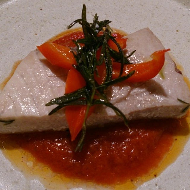 野郎飯流・メカジキのコンフィ　チェリートマトソース