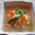 白豆とベーコン、野菜のスープ