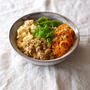 お肉を食べないヒトのそぼろ丼。