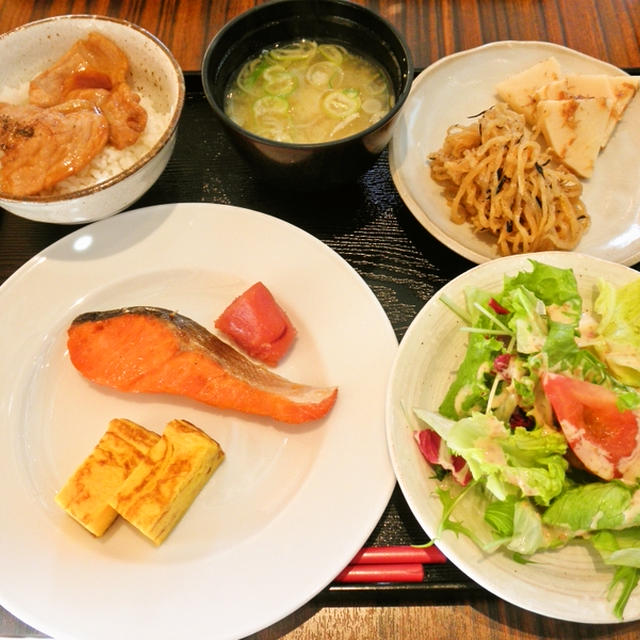 ホテルの朝食の話
