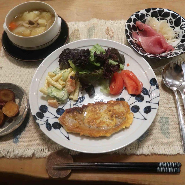 ピカタ風豚テキの晩ご飯と　モネ＆フレンズ　アライブ♪