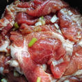漬け込みダレで焼肉用の豚肉を柔らかく！韓国の人気レシピ★カルビヤンニョム
